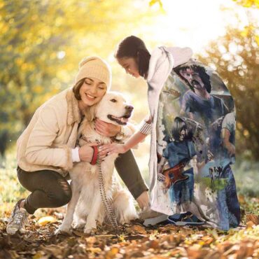 Pink Floyd OilPaint Artwork Limited Edition Hooded Blanket